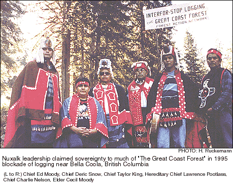 Elders gather at 1995 blockcade